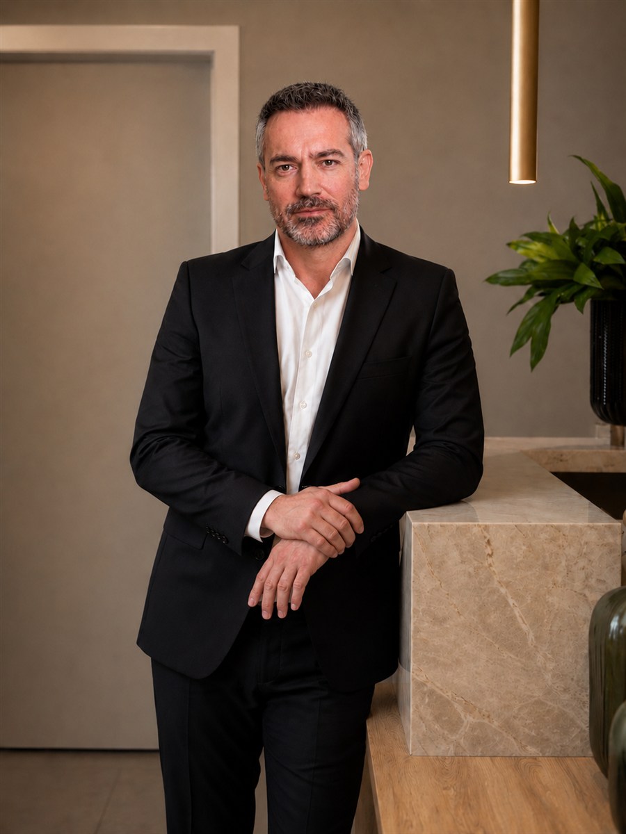 Dr. Paulo Michels, Brazilian-trained plastic surgeon in Abu Dhabi and Dubai